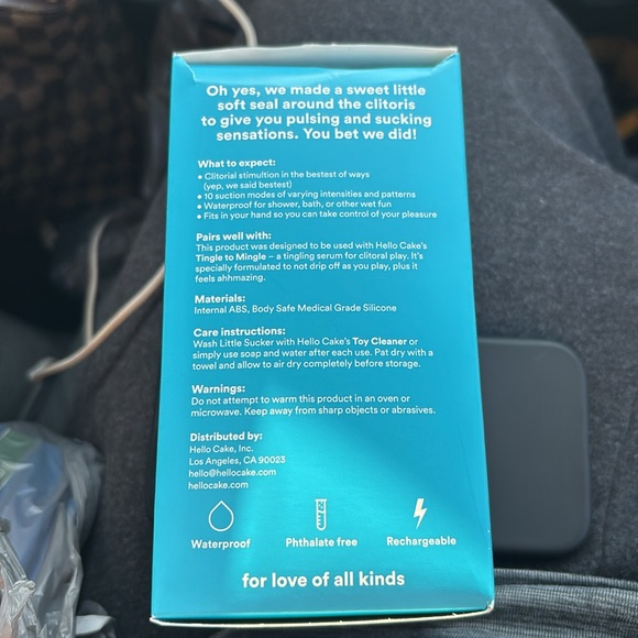 Hello Cake Sucker Toy - Picture 2 of 3